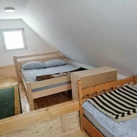 Sumska Kuca Nada Divcibare