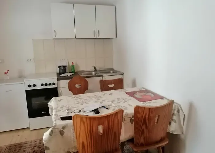 بيت للعطل Sumska Kuca Nada